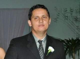 Anderson Garcia da Costa de 37 anos, estava prestes completar um ano de carreira na Polícia Civil. (Foto: arquivo pessoal)