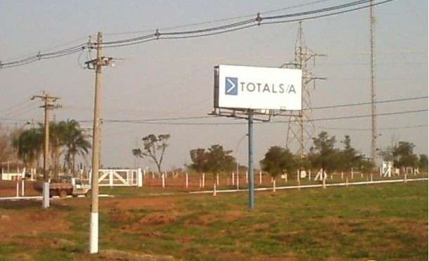 Frigor&iacute;fico encerra atividades, atrasa sal&aacute;rios e demite 288 funcion&aacute;rios