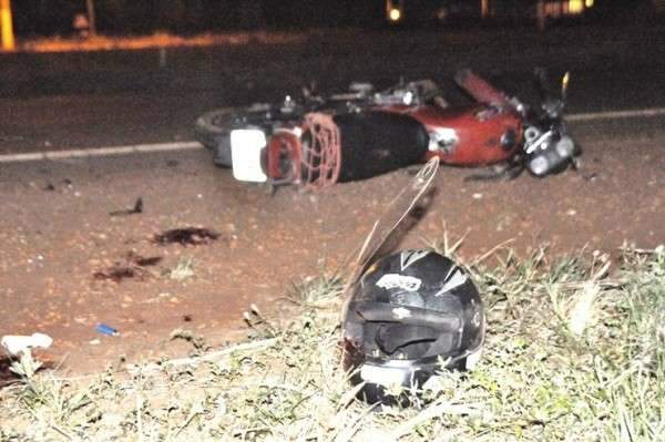 Homem fica gravemente ferido ao cair de moto na MS-141 