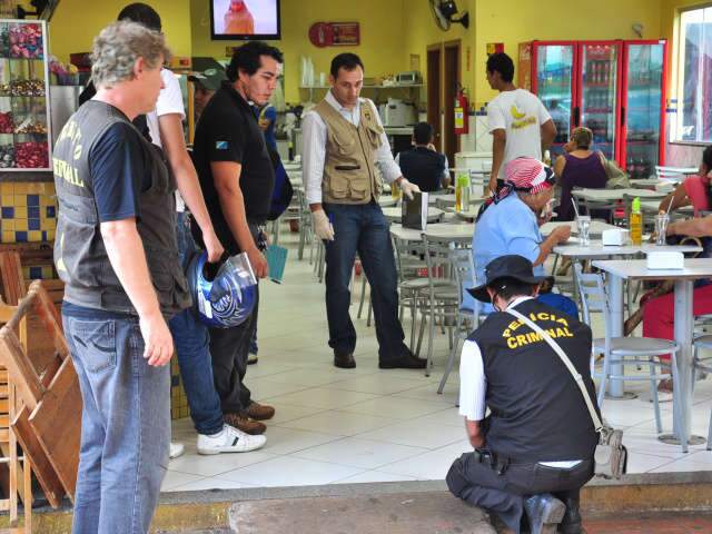  Bandidos roubaram R$ 59 em assalto que terminou em tiroteio
