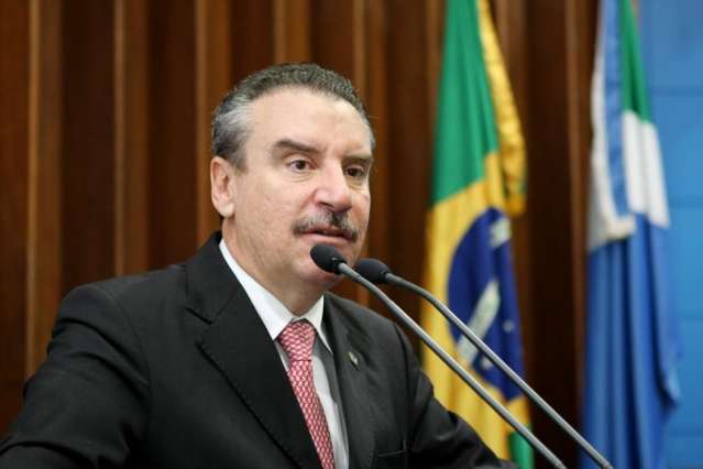 Deputados cobram provid&ecirc;ncias sobre viol&ecirc;ncia &agrave; mulher e &ocirc;nibus incendiados