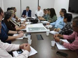 Reunião em 28 de fevereiro deu início a entendimentos para acabar com assoreamento. (Foto: Semagro/Divulgação)