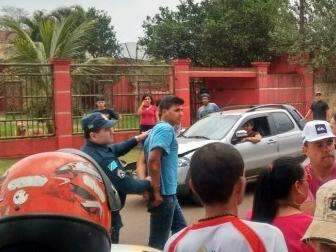 Com armas falsas, dupla &eacute; detida por populares ap&oacute;s cometer v&aacute;rios assaltos