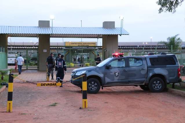 Motociclista baleado na cabe&ccedil;a continua internado em estado grave 