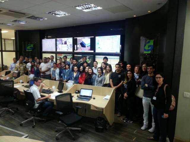 Visita re&uacute;ne t&eacute;cnicos e militares para conhecer saneamento da Capital