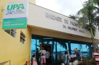 UPA Coronel Antonino teve espera média de 1h30 neste sábado, segundo pacientes (Foto: Marcos Ermínio)