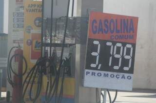 Preço da gasolina subiu nos postos (Foto: Marcos Ermínio)