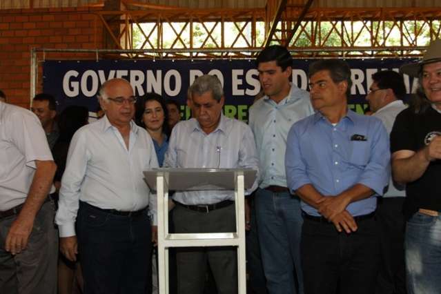 Obras de esgoto aumentam em 40% o &iacute;ndice de saneamento em F&aacute;tima do Sul 