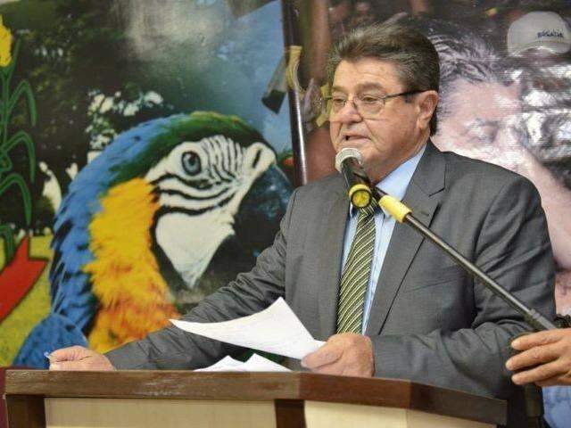 Prefeito &eacute; alvo de outro inqu&eacute;rito, agora por dispensa ilegal de licita&ccedil;&atilde;o