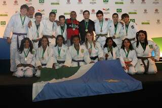 Equipes feminina e masculina de Mato Grosso do Sul conquistaram ouro e prata, respectivamente, em Curitiba (Fotos: Vitor Yoshihara/Fundesporte