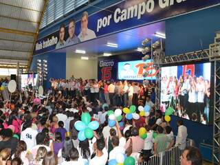 Convenção do PMDB teve shows e três telões. (Foto: Minamar Júnior)