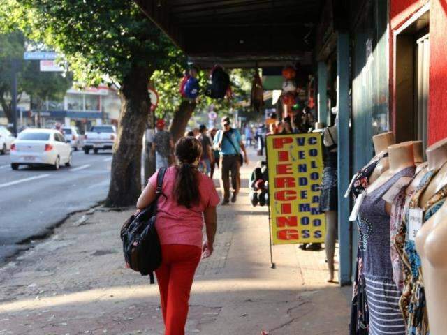 Com hor&aacute;rios variados, confira o que abre e fecha na Capital no feriado 