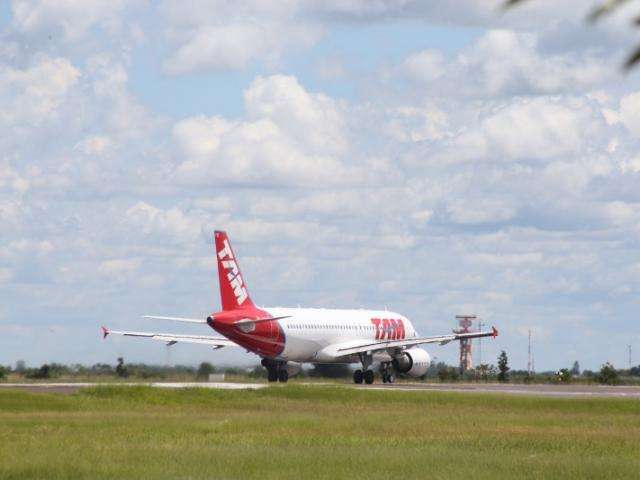 Cai volume de passageiros e aumenta o de cargas no aeroporto da Capital