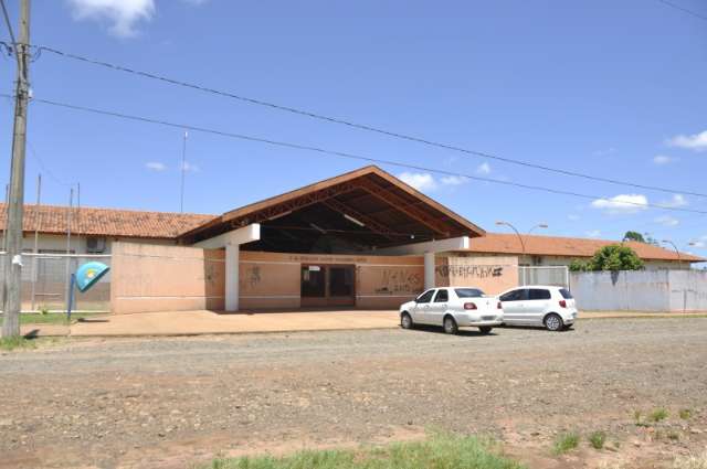 Diretora &eacute; amea&ccedil;ada com picha&ccedil;&otilde;es em muro de escola no Noroeste