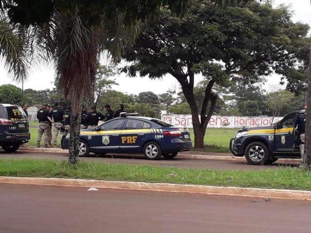 PRF faz opera&ccedil;&atilde;o em cidade considerada a mais violenta de MS