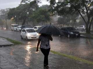 Meteorologia alerta para possibilidade de outra chuva forte hoje no Paraguai (Foto: ABC Color)