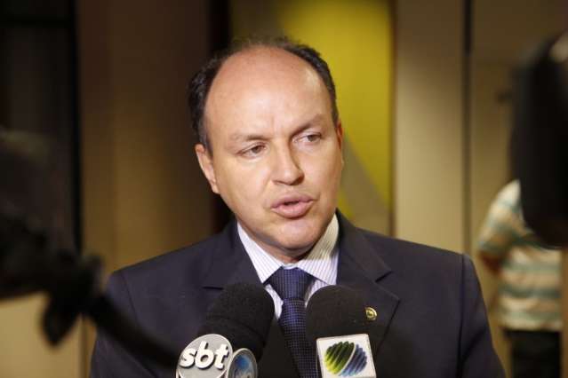 Mochi ameniza den&uacute;ncias e diz que documentos devem ser avaliados pela CPI
