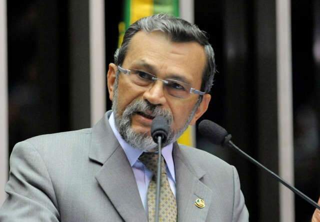  Valter Pereira pode coordenar campanha do PT na Capital