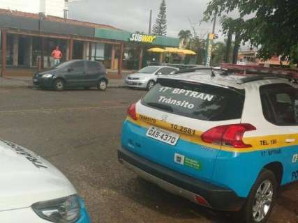 &#039;P&oacute;s-carnaval&#039; segue em conveni&ecirc;ncia e PM faz a&ccedil;&atilde;o para dispersar b&ecirc;bados