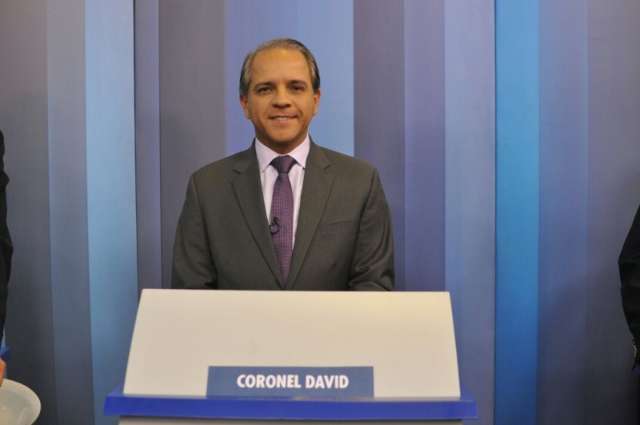 Fantasma, revis&atilde;o de taxas e ataques inflamam &uacute;ltimo debate na Capital