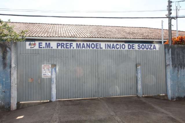 Menino de 5 anos sofre queimaduras na l&iacute;ngua ao ingerir l&iacute;quido corrosivo 