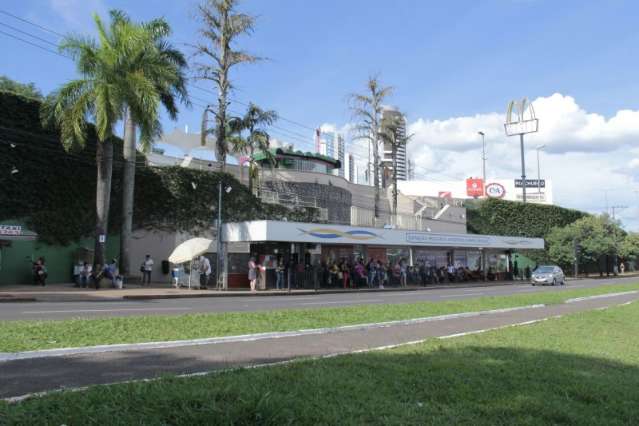 Usu&aacute;rios apoiam abordagens policiais nas imedia&ccedil;&otilde;es de shopping da Capital 