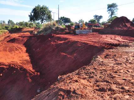  Aterro de cratera no Nova Lima é concluída, mas moradores duvidam de eficácia