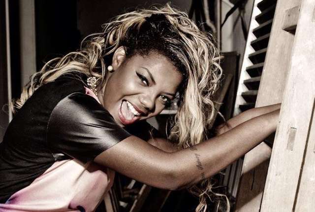 A espera acabou, feriad&atilde;o chega e tem reabertura do Blues Bar e show de Ludmilla