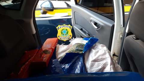 Carro de motorista de aplicativo morto na fronteira &eacute; apreendido com droga