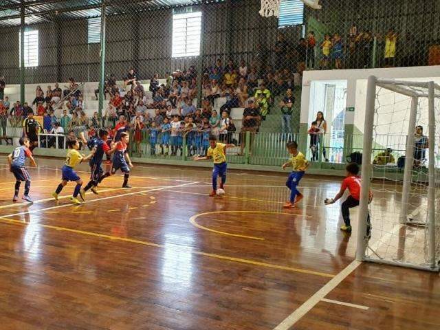 Com sete gols por partida, goleadas marcam rodada da Copa Pelezinho