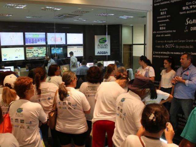 Projeto leva moradores de 2 bairros para conhecer sistemas de &aacute;gua e esgoto