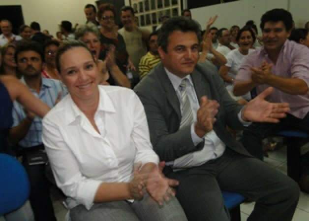  Em sess&atilde;o de 10h, C&acirc;mara livra prefeito de Iguatemi de cassa&ccedil;&atilde;o 
