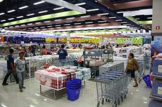 Vendas já estão maiores e previsão de supermercados é que atinjam pico no fim de semana. (Foto: Arquivo)