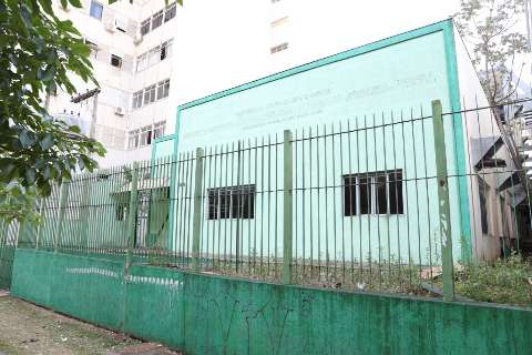 Abandonado há 6 anos, antigo prédio do Incra pode virar Batalhão da PM