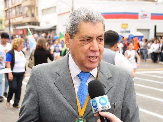 Governador vai ao DF discutir nova estrat&eacute;gia sobre veto aos royalties