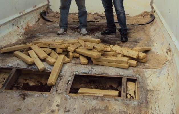 Caminh&atilde;o carregado com 500 quilos de maconha &eacute; apreendido na BR-463