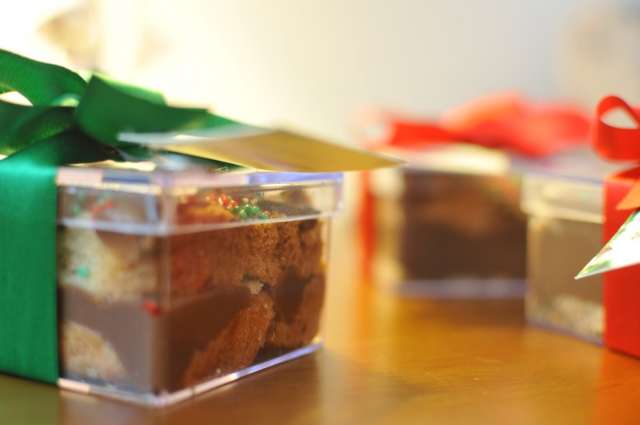 Na mistura do chocotone com brigadeiro belga, doceria cria cake in box de Natal