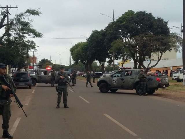 Ap&oacute;s execu&ccedil;&otilde;es no Paraguai, PM manda tropa de elite para a fronteira