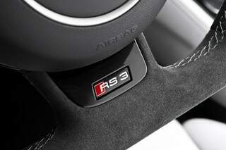 Audi começa a vender o esportivo compacto RS 3 Sportback