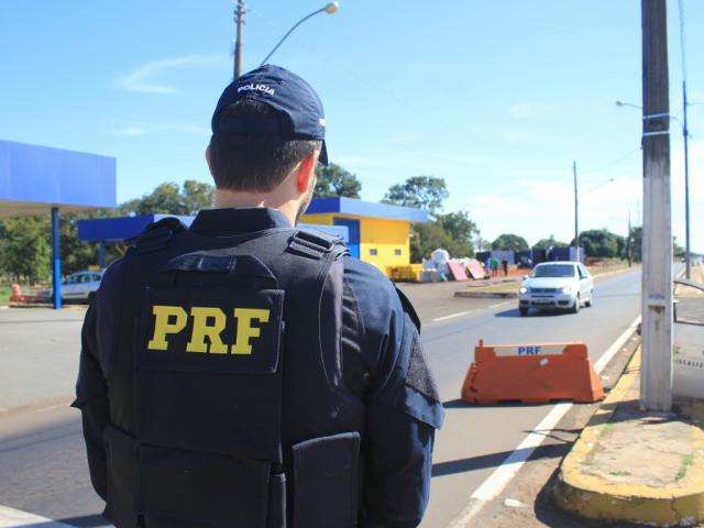 Fiscaliza&ccedil;&atilde;o por radares em rodovias federais &eacute; suspensa por Bolsonaro