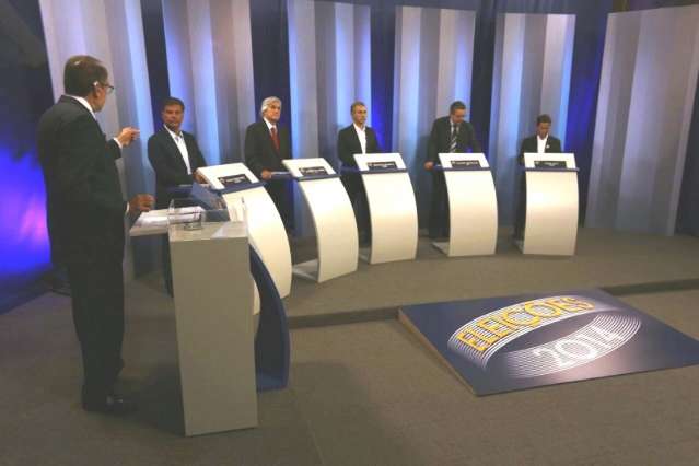 Temas sorteados aquecem &uacute;ltimo debate antes das elei&ccedil;&otilde;es
