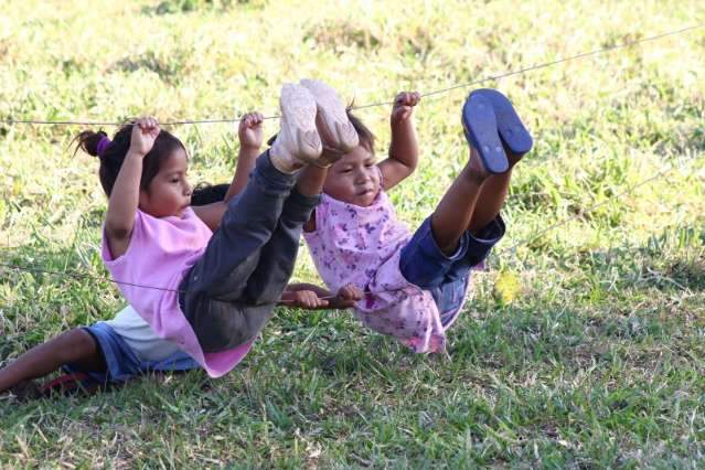 Na &lsquo;luta da retomada&rsquo;, &iacute;ndios v&ecirc;em inimigo p&uacute;blico e poucos avan&ccedil;os