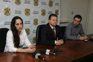 Representantes da PF e do hospital detalharam a operação em entrevista coletiva (Foto: Cleber Gellio)