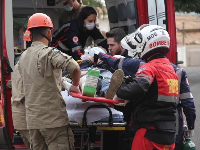 Jovem ferido em acidente teve traumatismo craniano e est&aacute; em estado grave