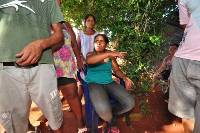 Avisados sobre despejo, invasores de &aacute;rea amea&ccedil;am resistir