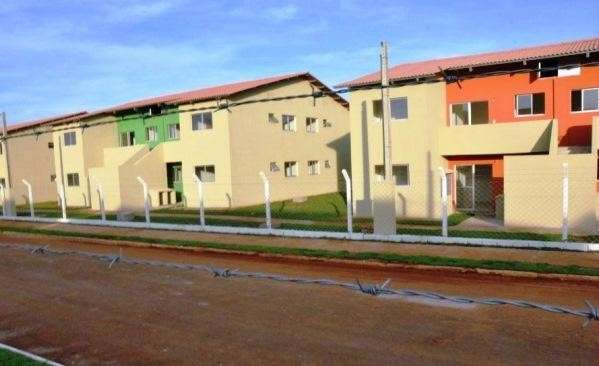 Governo entrega mais de 1,2 mil apartamentos em Tr&ecirc;s Lagoas