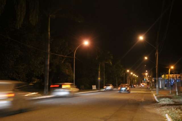 Turma do TJ decide na quarta se mat&eacute;m suspensa taxa de ilumina&ccedil;&atilde;o