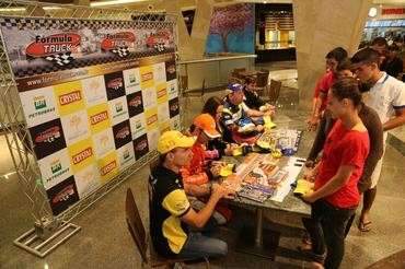 F&oacute;rmula Truck ter&aacute; tarde de defini&ccedil;&atilde;o de grid para a corrida de amanh&atilde;