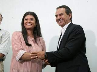 Governadora em exercício, Rose Modesto (PSDB), com o prefeito Marquinhos Trad (PSD). (Foto: Fernando Antunes)
