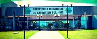 Fachada da Prefeitura Municipal em Fátima do Sul (Foto: divulgação)